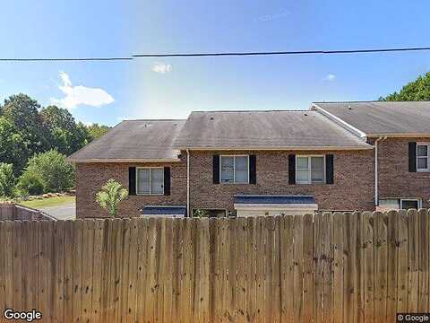 1St, HICKORY, NC 28601