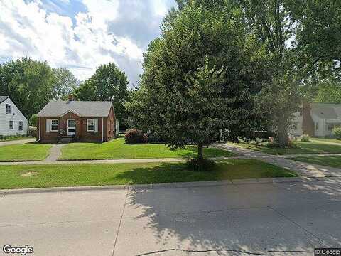 Dickinson, MOUNT CLEMENS, MI 48043