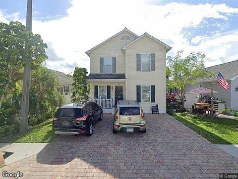 Leawood, NAPLES, FL 34104