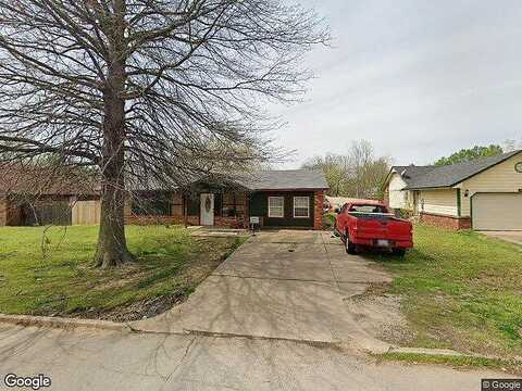 S Avenue H, COLLINSVILLE, OK 74021