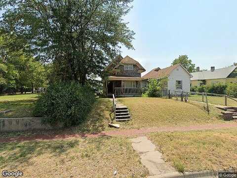 4Th, HUTCHINSON, KS 67501