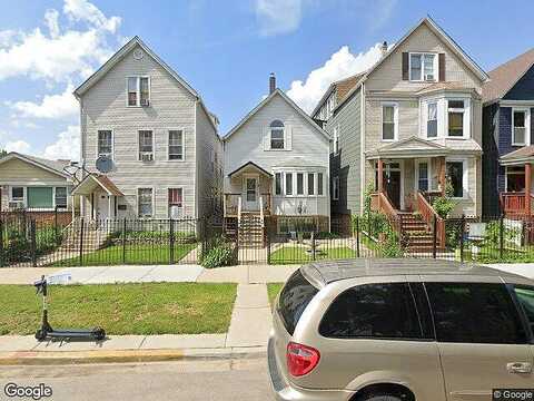 W Lyndale St, CHICAGO, IL 60647