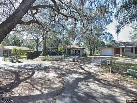 Oak, DADE CITY, FL 33523