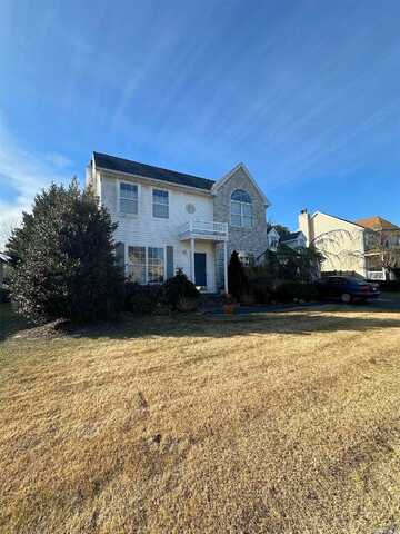 Laurel, HOLTSVILLE, NY 11742