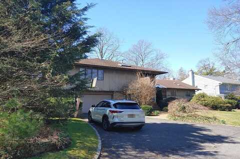 Willow, WOODMERE, NY 11598