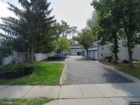 5Th, ROYAL OAK, MI 48067