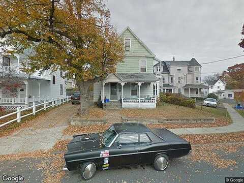 Washington, HOLYOKE, MA 01040