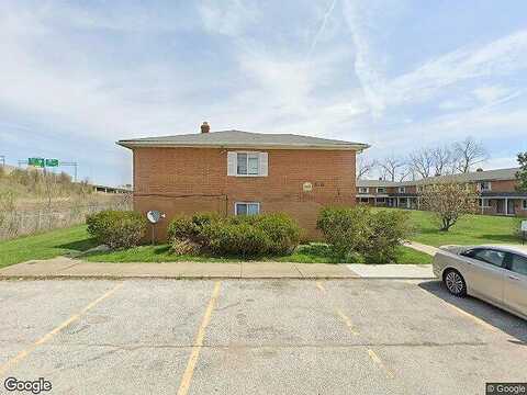 Banbury Ct Apt 16, WARRENSVILLE HEIGHTS, OH 44128