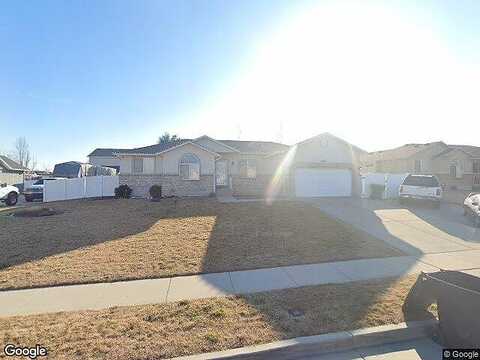 Pine Laurel, WEST JORDAN, UT 84081