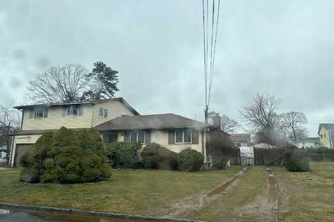 Fulton, WEST BABYLON, NY 11704