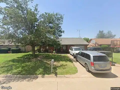 Parkwood, ENID, OK 73703