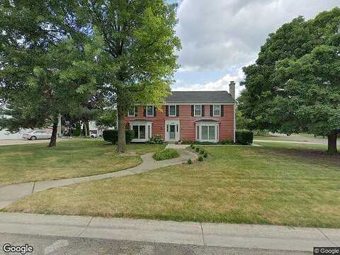 Cedarhurst, WEST BLOOMFIELD, MI 48322