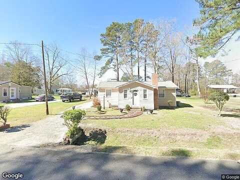 3Rd, SAINT PAULS, NC 28384