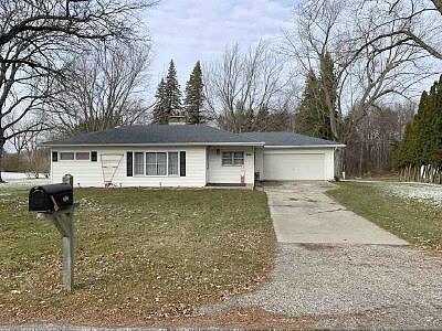 Home, EDMORE, MI 48829