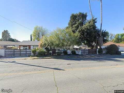 Lindley, TARZANA, CA 91335