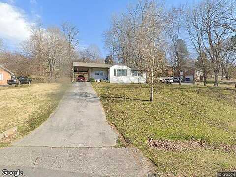 Dean, CLARKSVILLE, TN 37040