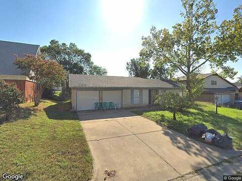 Robindale, FOREST HILL, TX 76140