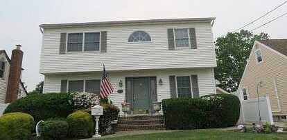 East, HICKSVILLE, NY 11801