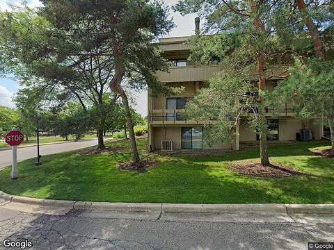 Balsam, WEST BLOOMFIELD, MI 48322