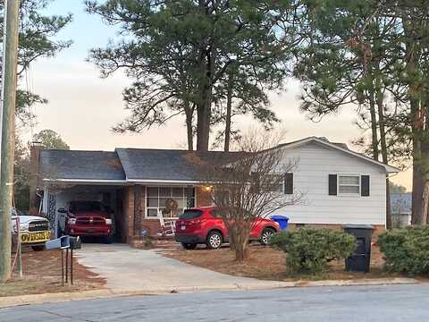 Dinmont, FAYETTEVILLE, NC 28306