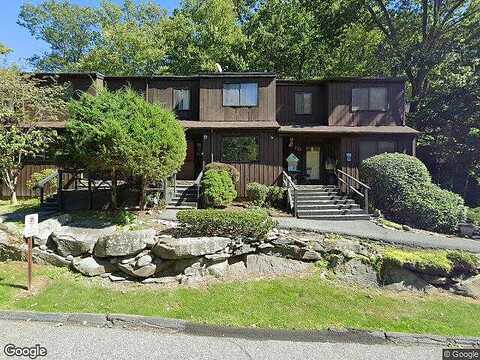 Redwood, HIGHLAND MILLS, NY 10930