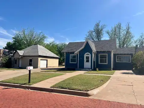 609 Ave G NW, Childress, TX 79201