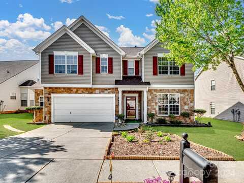 5516 Old Meadow Road, Charlotte, NC 28227