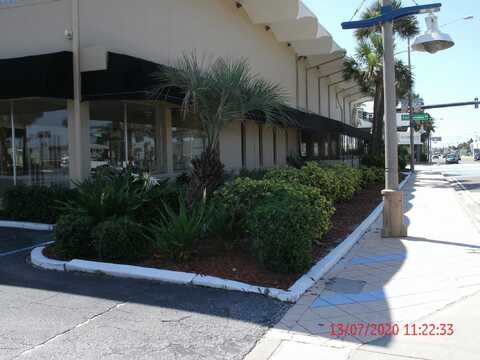 219 S Atlantic Avenue, Daytona Beach, FL 32118