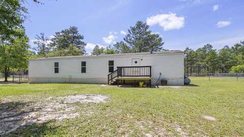 142 W Snapdragon Street, DeFuniak Springs, FL 32433