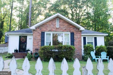 207 Waverly Way, Lagrange, GA 30240