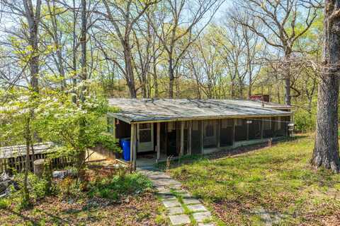 1909 Cheyene Trail, Dandridge, TN 37725