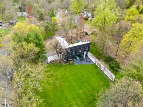 451 Mountain Ave, North Caldwell, NJ 07006