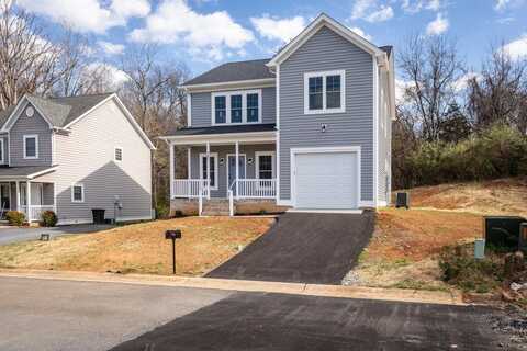 301 BELL CREEK DR, STAUNTON, VA 24401