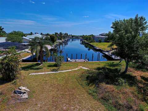 180 COUSLEY DRIVE SE, PORT CHARLOTTE, FL 33952