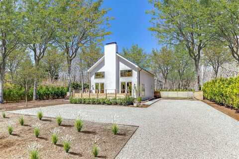 18 Deep Six Drive, East Hampton, NY 11937