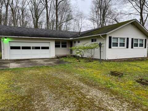 3281 Spring Valley Road, Akron, OH 44333