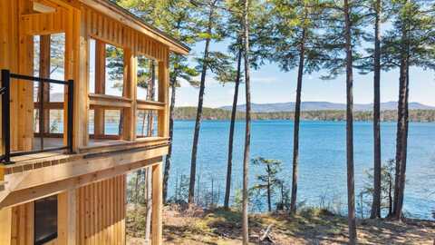 62 Red Gate Lane, Center Harbor, NH 03226