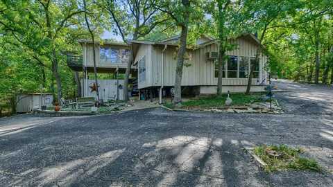 275 Lakecrest Drive, Pottsboro, TX 75076