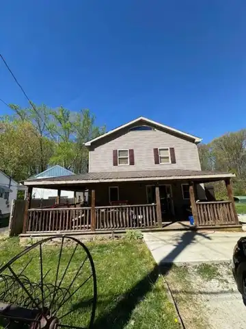 1016 Raceland Ave., Raceland, KY 41169