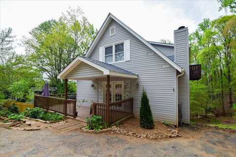 110 Autumn CIR, Boones Mill, VA 24065