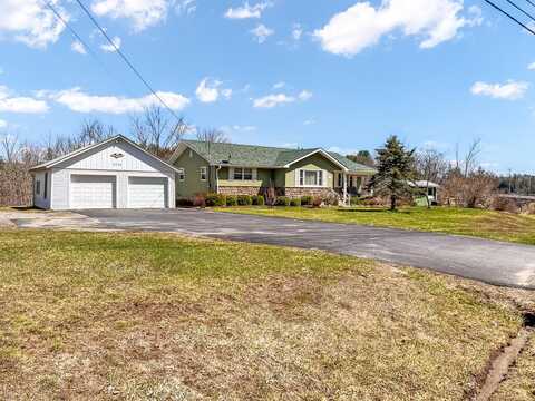5332 NYS Route 28N, Newcomb, NY 12852