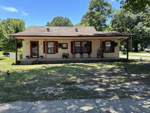 619 E Main Street, Halls, TN 38040