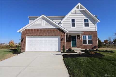 703 Hunters Run Drive, Brookville, OH 45309