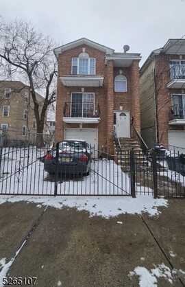 54 Voorhees St, Newark, NJ 07108