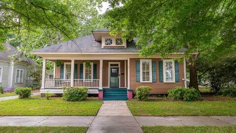 403 Southern Ave., Hattiesburg, MS 39401
