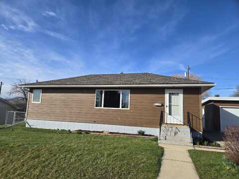 134 14th AVE S, Lewistown, MT 59457