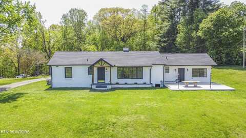 448 Woolsey Rd, Harriman, TN 37748