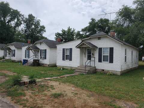 407 North 2nd #411 Street, Elsberry, MO 63343