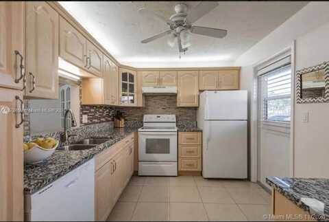 232 NE 12th Ave, Hallandale Beach, FL 33009