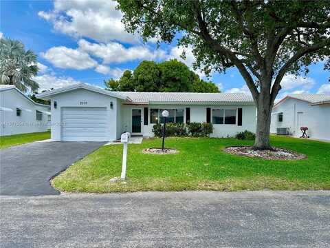 8227 NW 15th St, Plantation, FL 33322